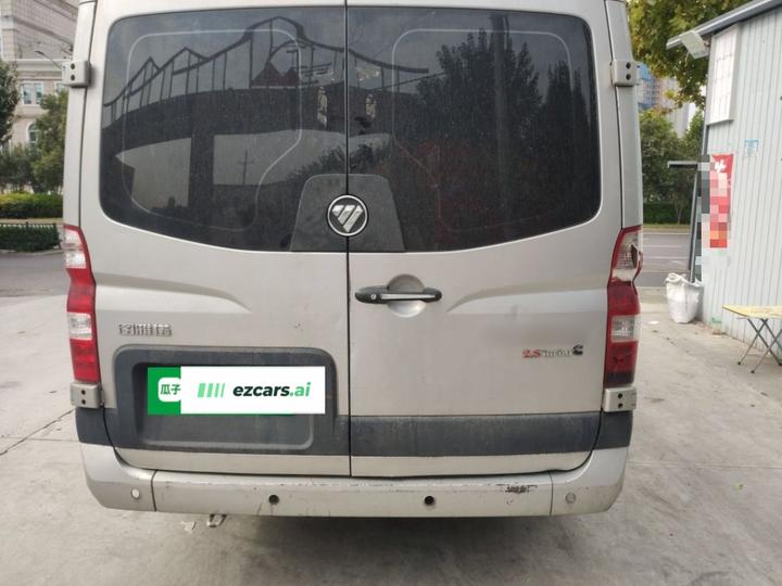 View 2023 2.8T MT Long Wheelbase 7/9-Seater photo 5