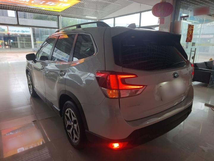 Forester 2021 2.0i Luxury EyeSight photo 4
