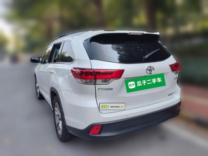 Highlander 2021 2.0T AWD Luxury 7-Seater photo 4