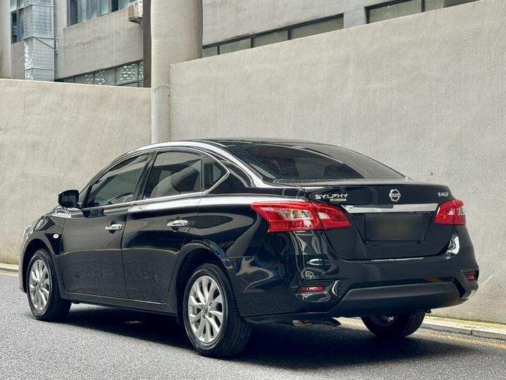 Sylphy 2024 Facelift Classic 1.6XE CVT Comfort photo 4