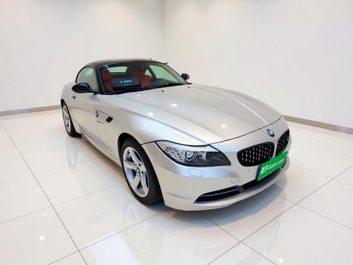 Z4 2009 sDrive23i Leading photo 3