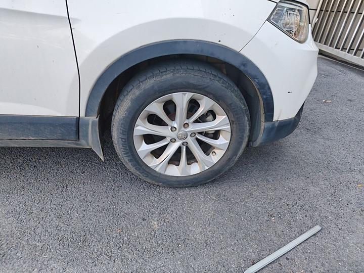 Zhonghua V3 2015 1.5L MT Smart photo 8