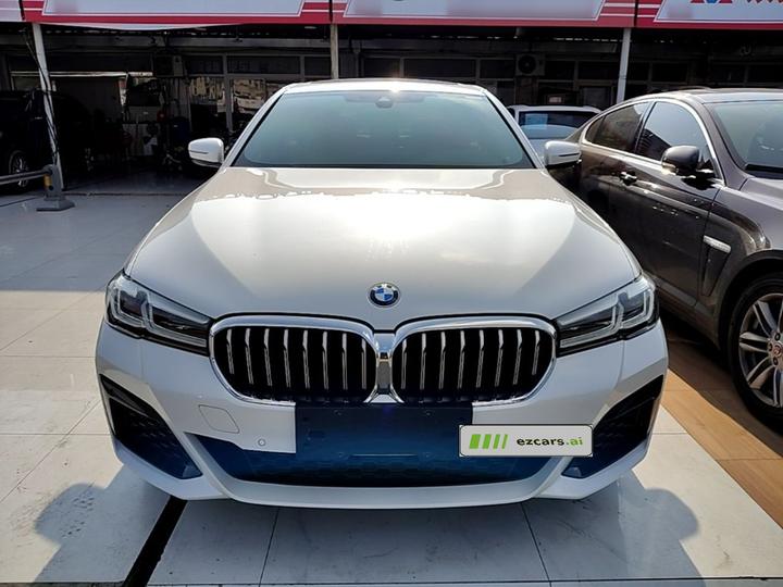 5 Series 2022 Facelift 525Li M Sport Package photo 2