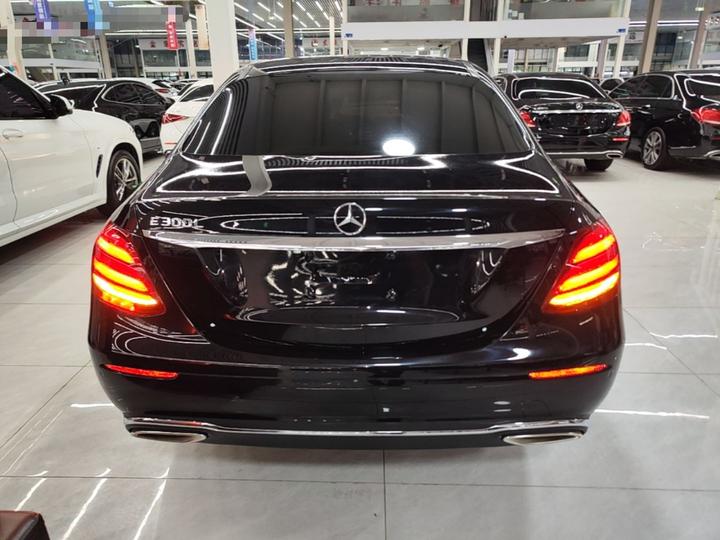 E-Class 2019 E 200 L photo 5