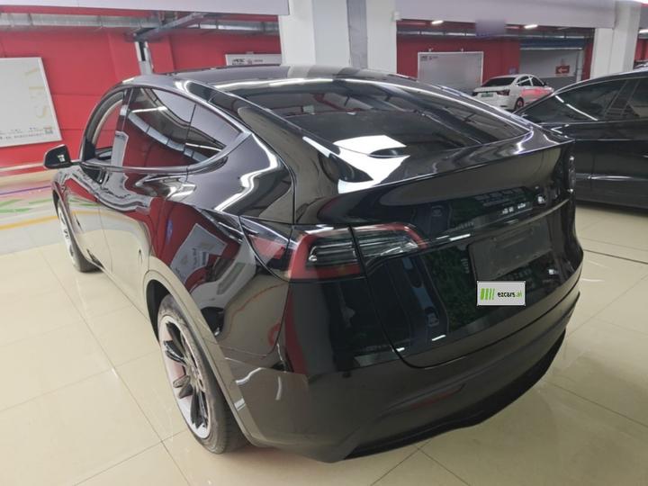 Model Y 2022 Facelift RWD photo 4