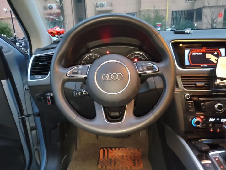 Q5 2017 40 TFSI Tech photo 7
