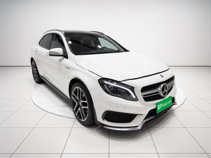 GLA AMG 2016 AMG GLA 45 4MATIC photo 3