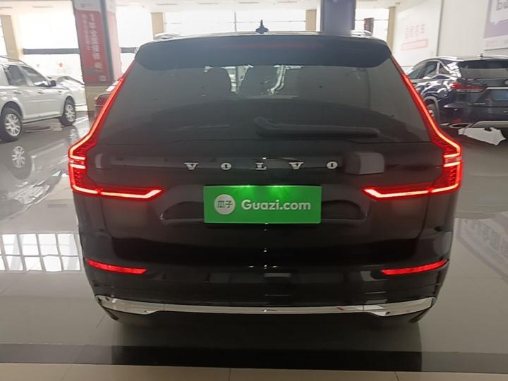 XC60 2025 B5 AWD Luxury photo 3