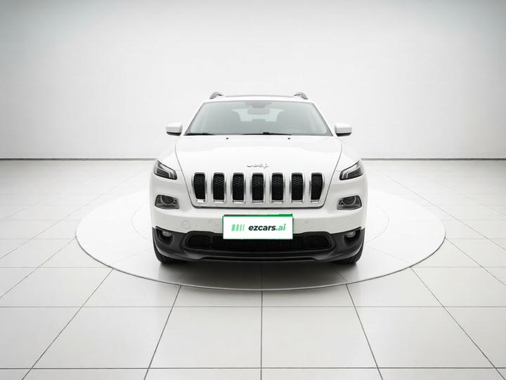 Cherokee 2016 2.0L photo 2