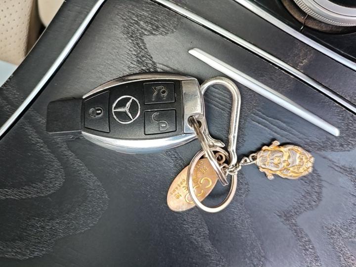 C-Class 2016 C 200 L Sport photo 8