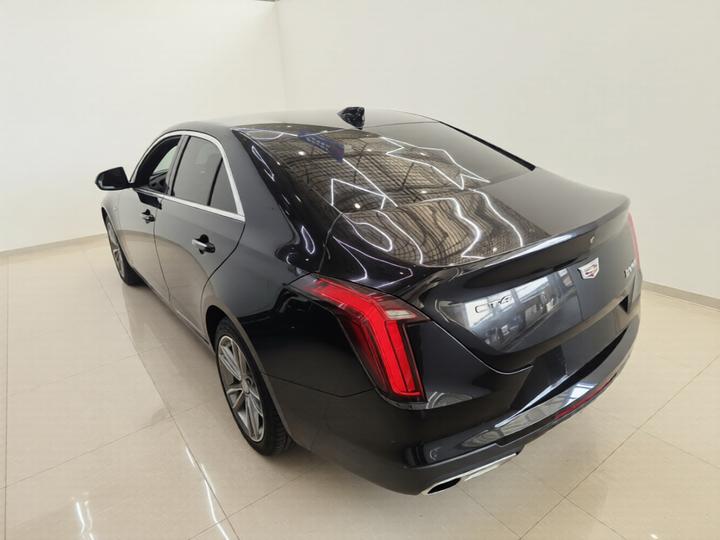 CT4 2021 28T Luxury photo 4