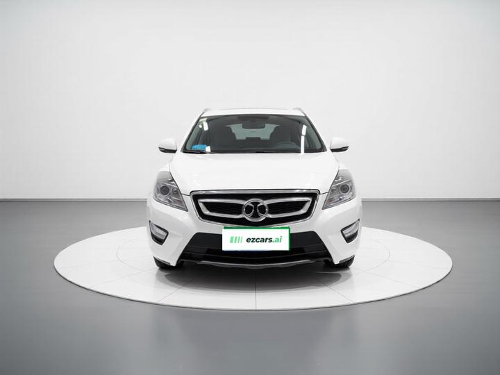 BAIC X65 2015 2.0T AT Elite photo 2