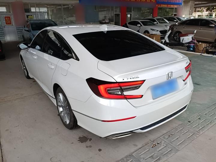 Accord 2022 260TURBO Luxury photo 4