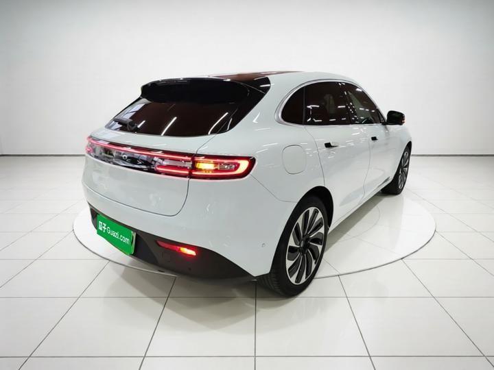 HIMA AITO M5 2022 EREV AWD photo 6