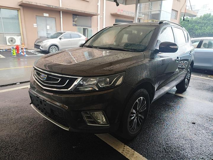 Vision X6 2016 1.8L MT Luxury