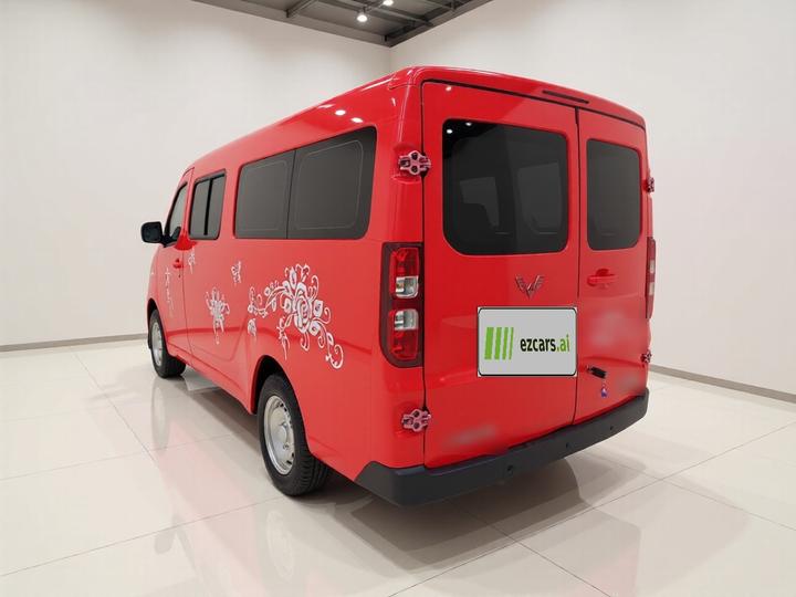 Wuling 2024 300km Comfort Bus 75kW photo 3