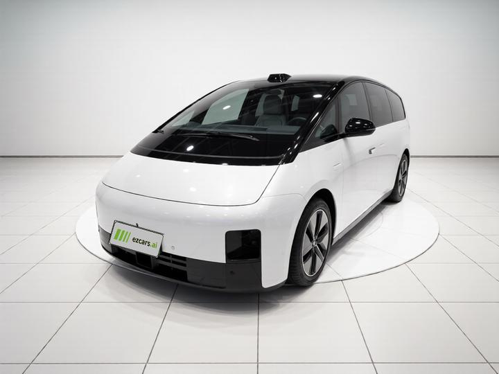 Li MEGA 2024 Ultra