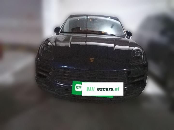 2018 Macan 2.0T photo 2