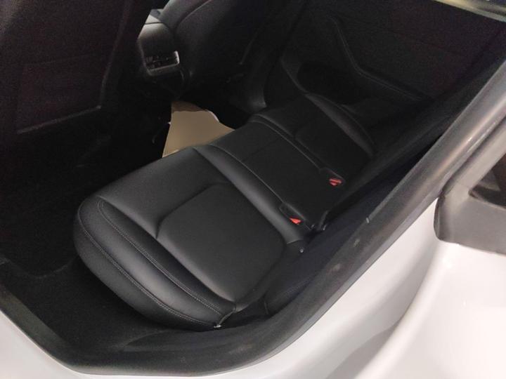 Model Y 2022 Facelift RWD photo 4