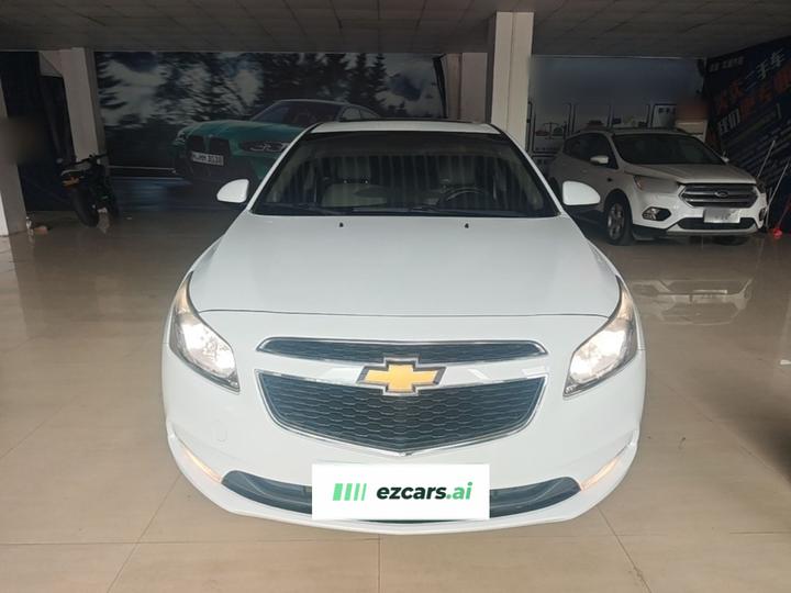 2015 1.5L Classic SE AT photo 2