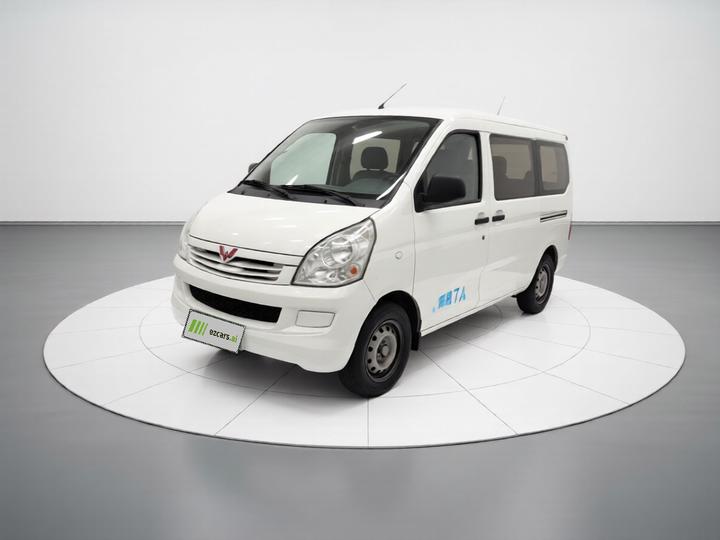 Wuling Rongguang S 2021 1.2L Base 7-SeaterLSI