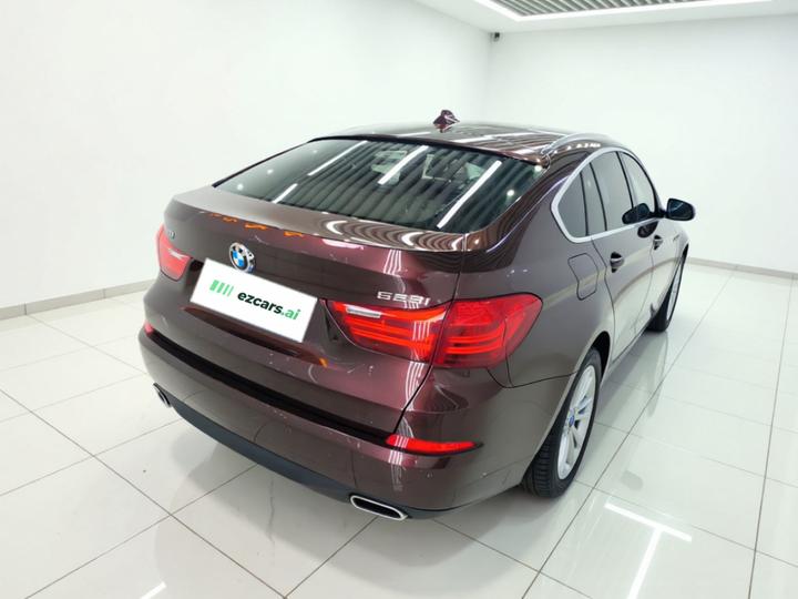 5 SeriesGT 2015 528i Leading photo 6