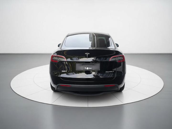 Model Y 2022 RWD photo 5