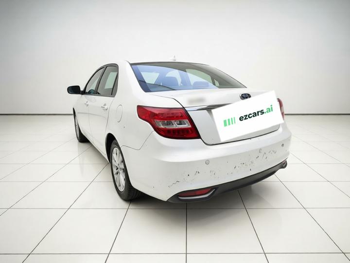 Vision 2016 1.5L MT photo 4