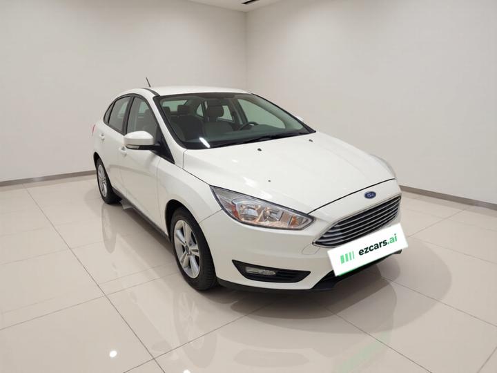Focus 2017 Sedan 1.6L AT Comfort photo 3