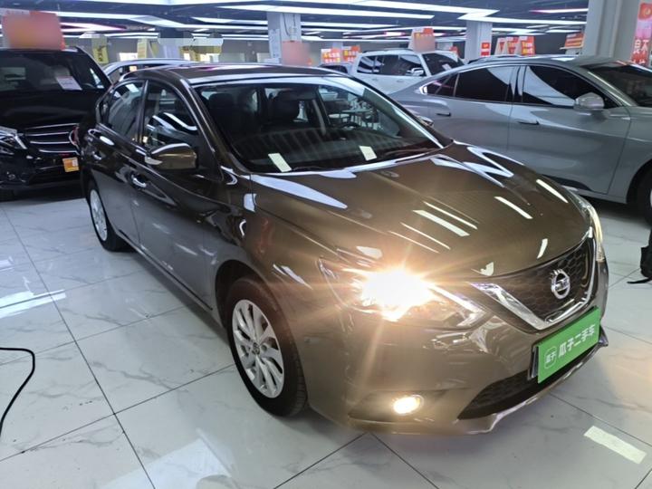 Sylphy 2016 1.6XV CVT Smart photo 3
