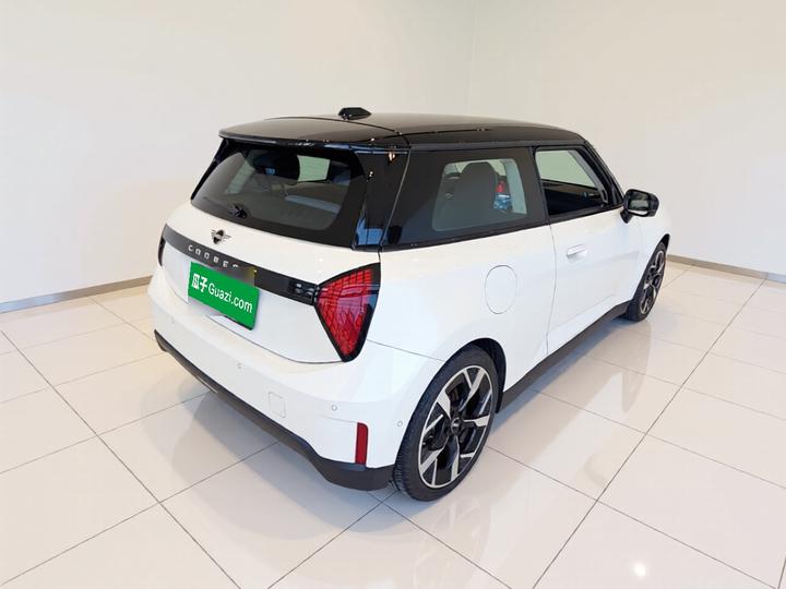 MINI COOPER 2024 452km COOPER SE photo 6