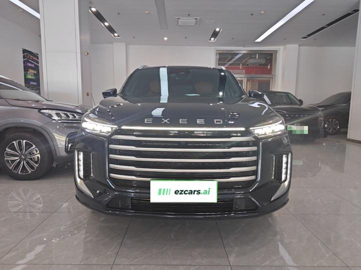 2025 400T AWD 6-Seater photo 2