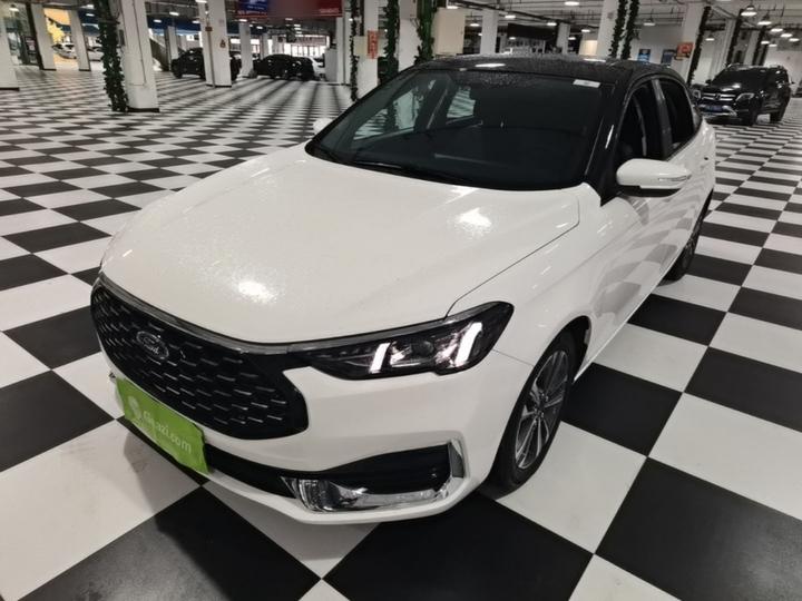 Escort 2021 1.5L AT