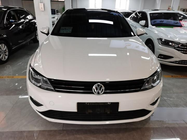 Lamando 2018 230TSI DSG photo 2