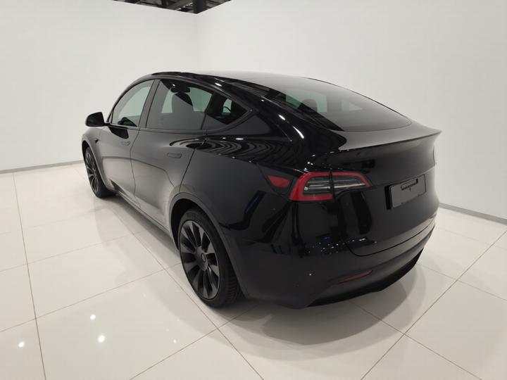Model Y 2022 Facelift RWD photo 4