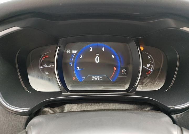 2017 2.5L RWD Premium photo 2