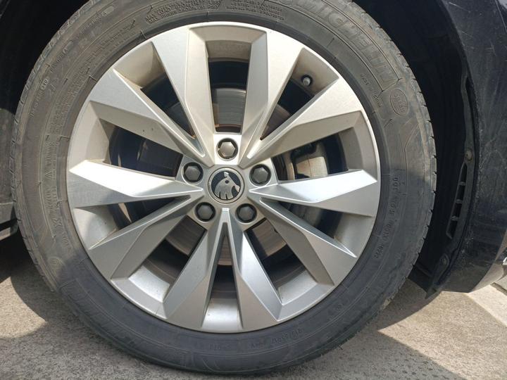 Superb 2018 TSI330 DSG Comfort China V photo 8