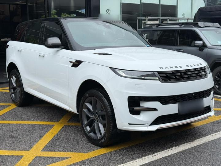 Range Rover Sport 2024 400PS Dynamic HSE photo 3