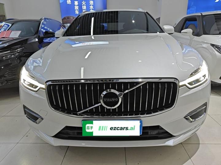 XC60 2021 T5 AWD Luxury photo 2