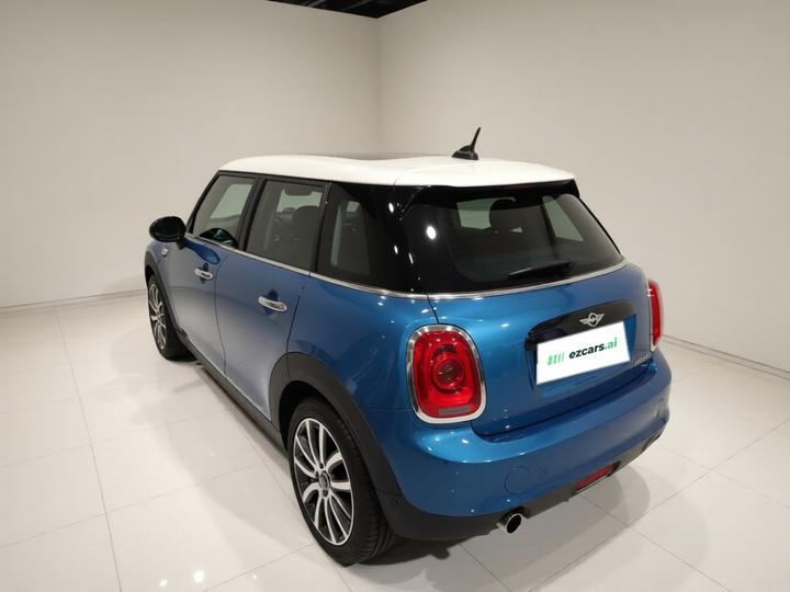 2022 1.5T COOPER Classic 5-Door photo 4