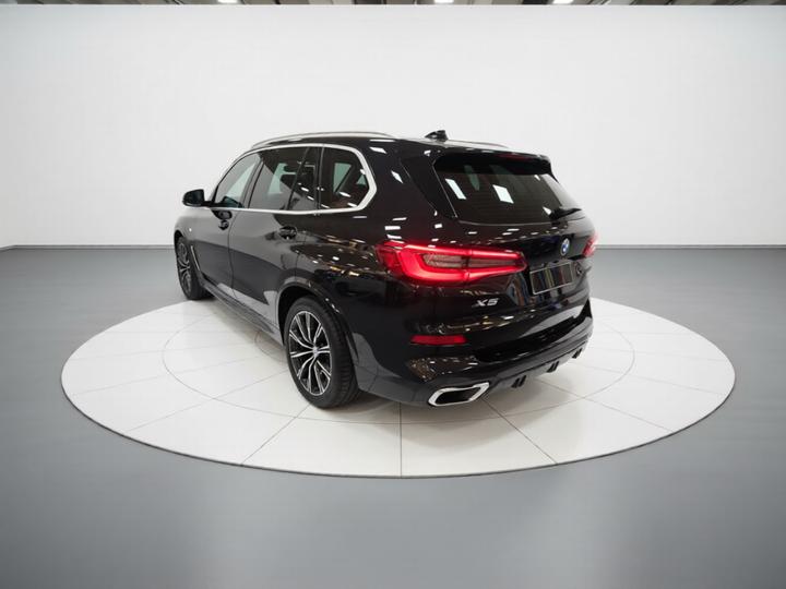 X5 Imported 2019 xDrive40i M Sport Package photo 4
