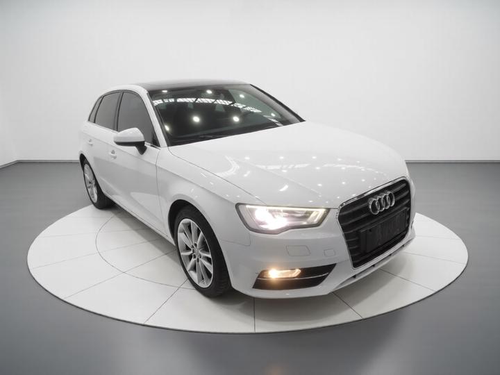 A3 2016 Sportback 35 TFSI Progressive photo 3