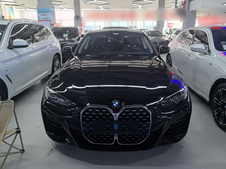 4 Series 2023 425i M Sport Package photo 2