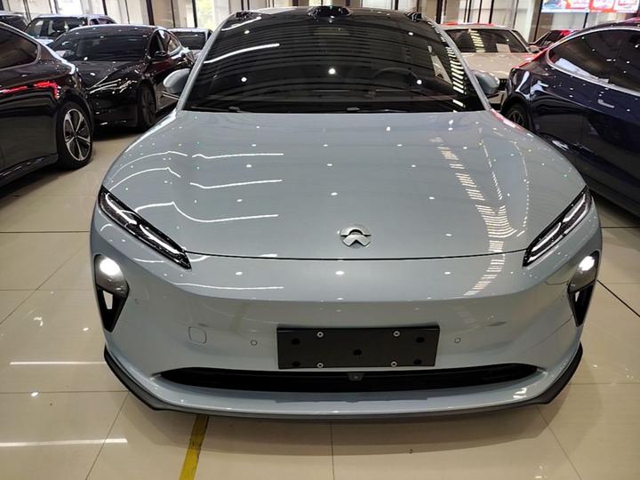 ET5 2022 75kWh photo 2
