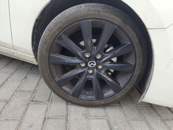 3 Axela 2023 2.0L AT photo 8