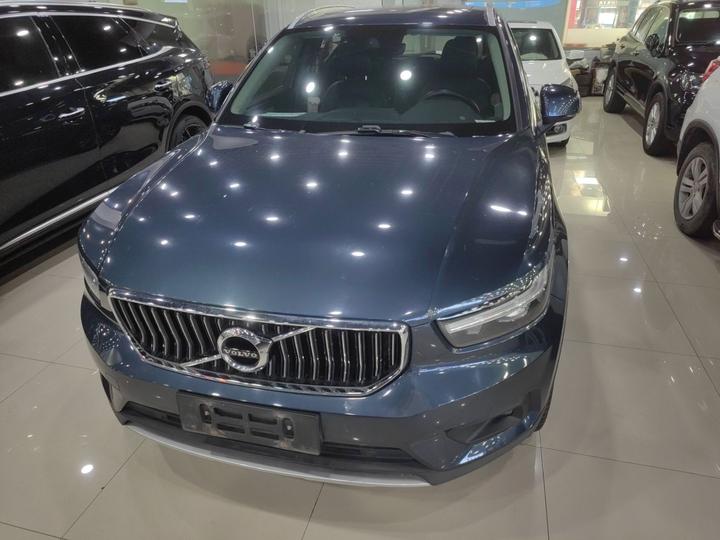XC40 2021 T4 AWD Luxury photo 2