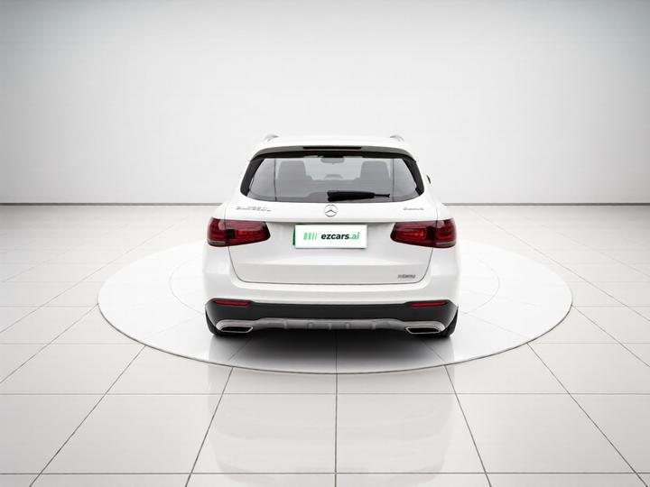 GLC 2021 GLC 260 L 4MATIC Dynamic photo 5