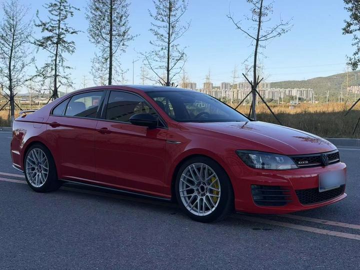 Lamando 2017 2.0T GTS photo 3