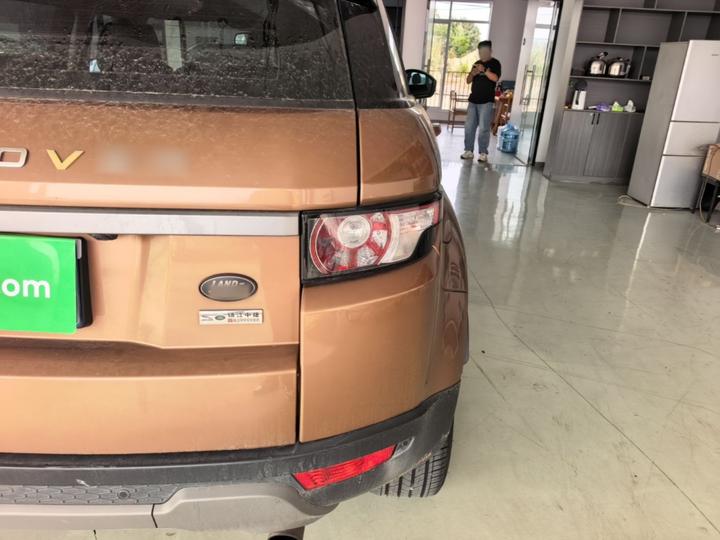 Range Rover Evoque 2015 2.0T 5-Door photo 7