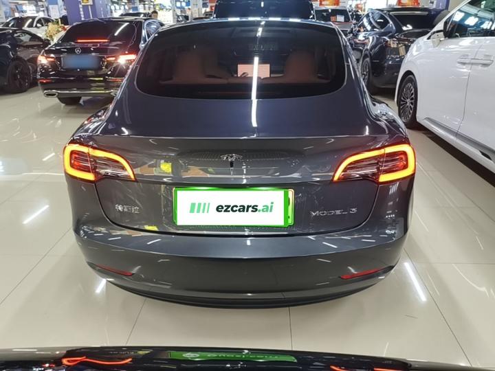 Model 3 2022 RWD photo 3